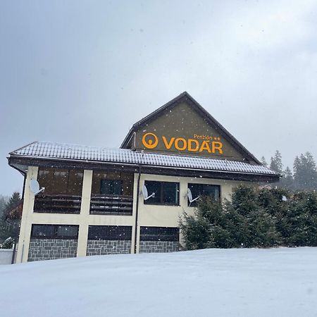 Penzion Vodar Доновали Екстериор снимка